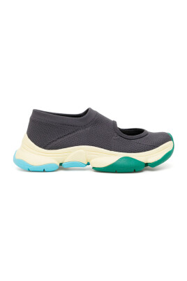 Shop fashion from Camper online at Miinto