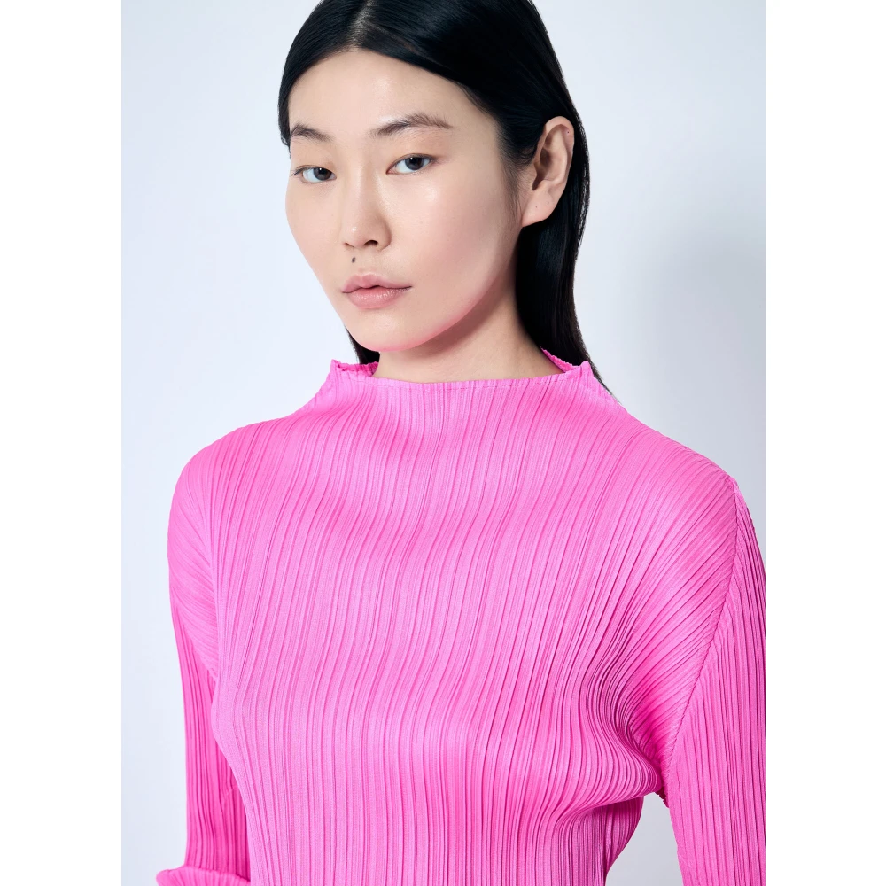 Issey Miyake Geplooide high-neck longsleeve top Pink Dames