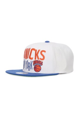 nba-new-york-knicks-snapback-cap