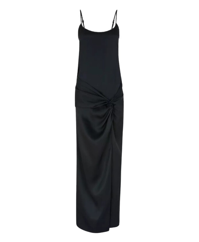 robe-longue-en-satin-noir