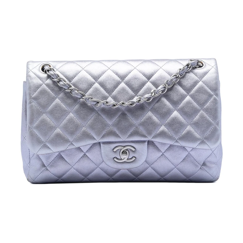Chanel Vintage Women's Purple Pre-Owned Quilted Lambskin Leather Flap Shoulder Bag