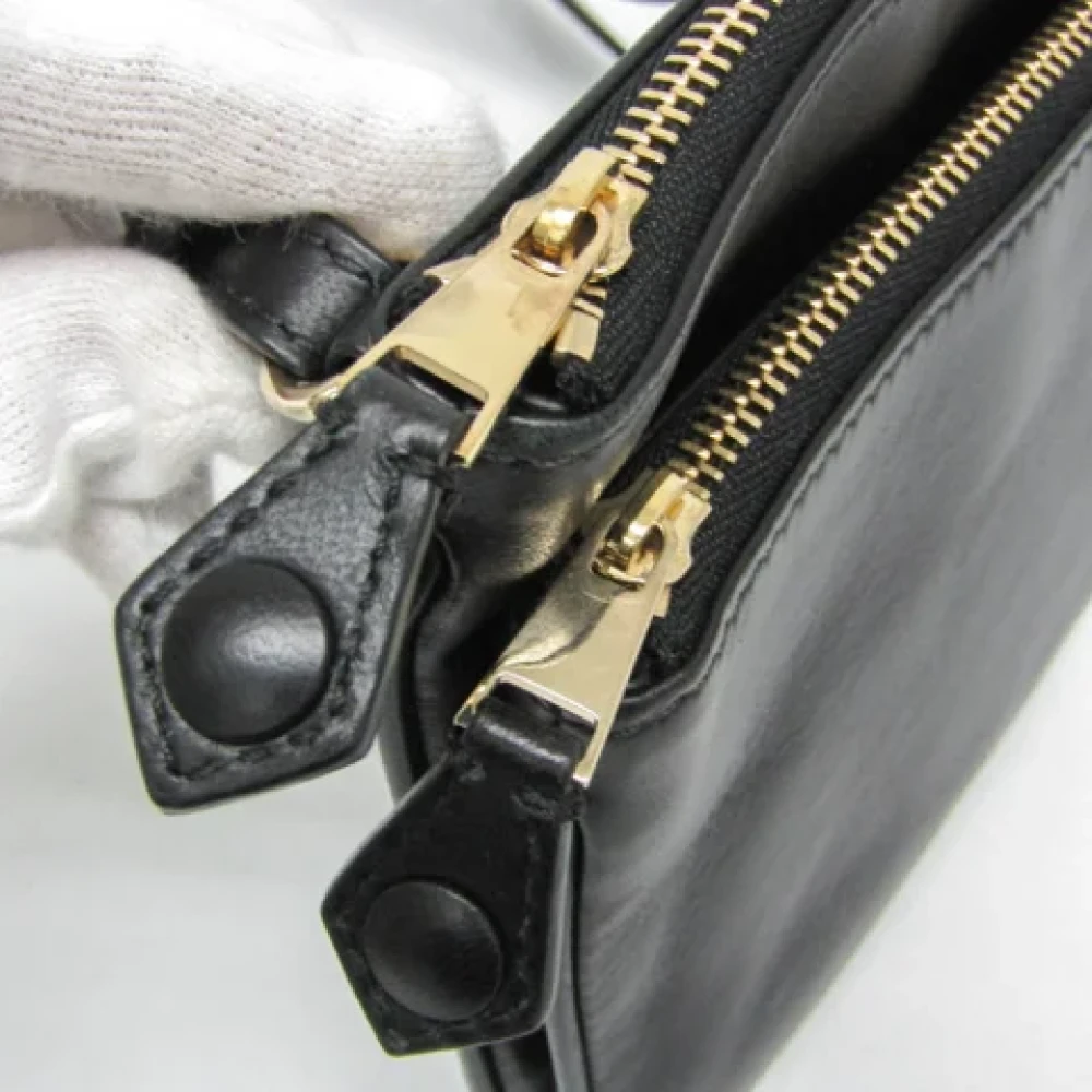 Armani Pre-owned Leather shoulder-bags Black Dames