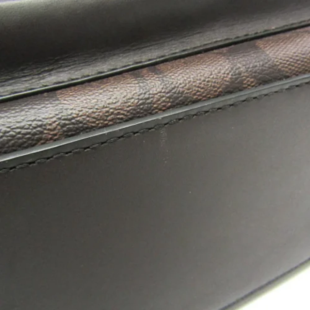 Coach Pre-owned Fabric shoulder-bags Black Dames