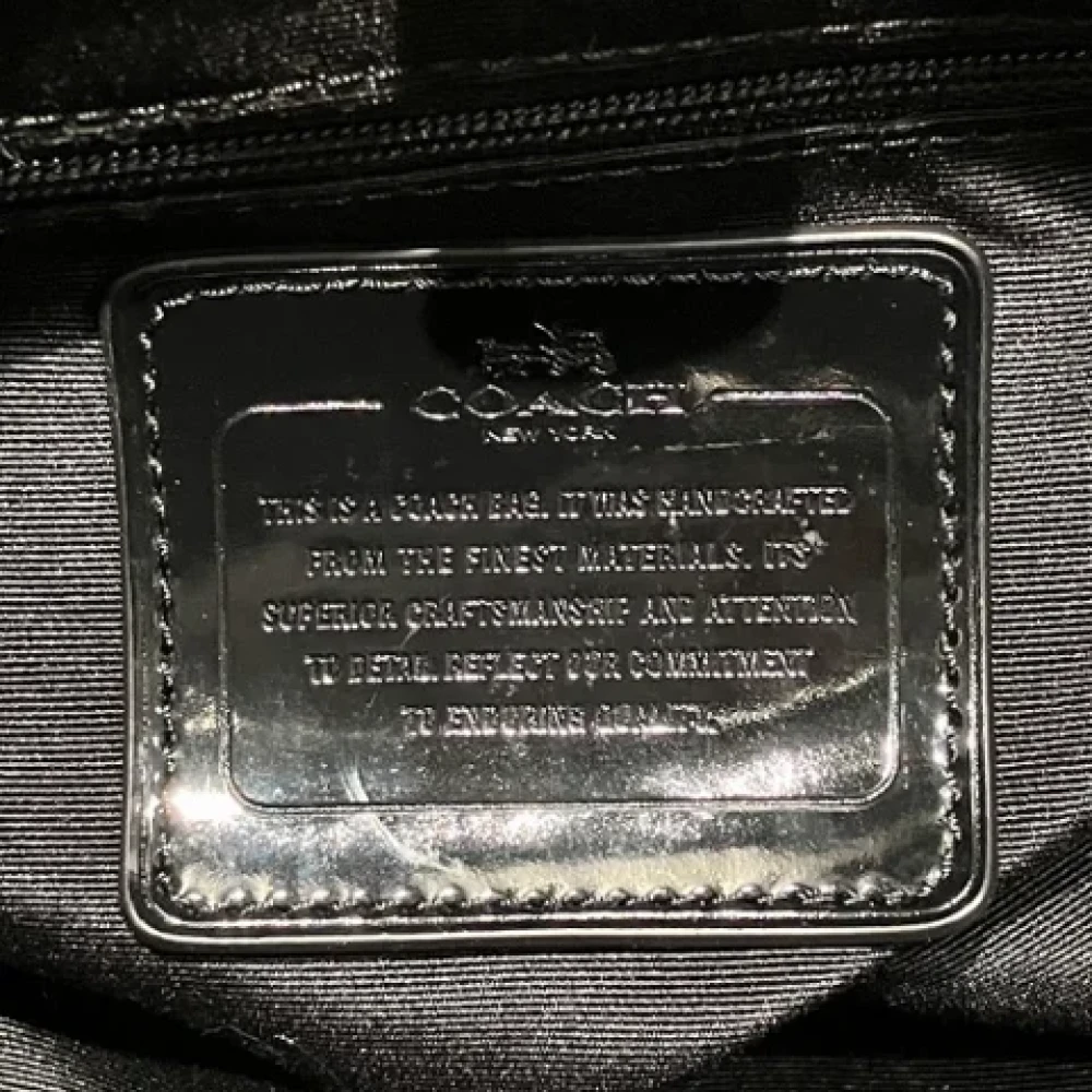 Coach Pre-owned Canvas handbags Gray Dames