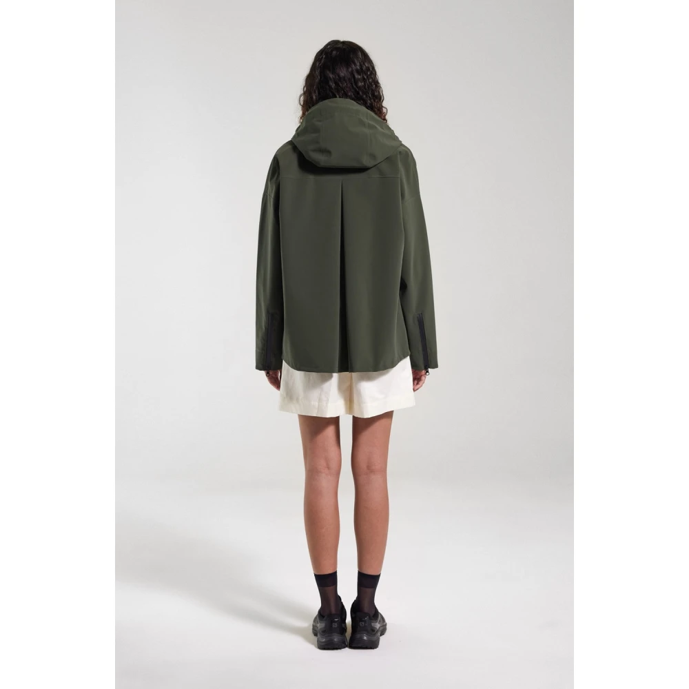 Stutterheim Matte Regenjas met Elegante Silhouet Green Dames