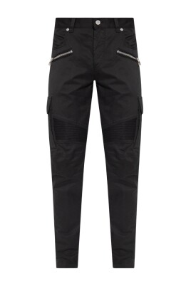 trousers-with-pockets