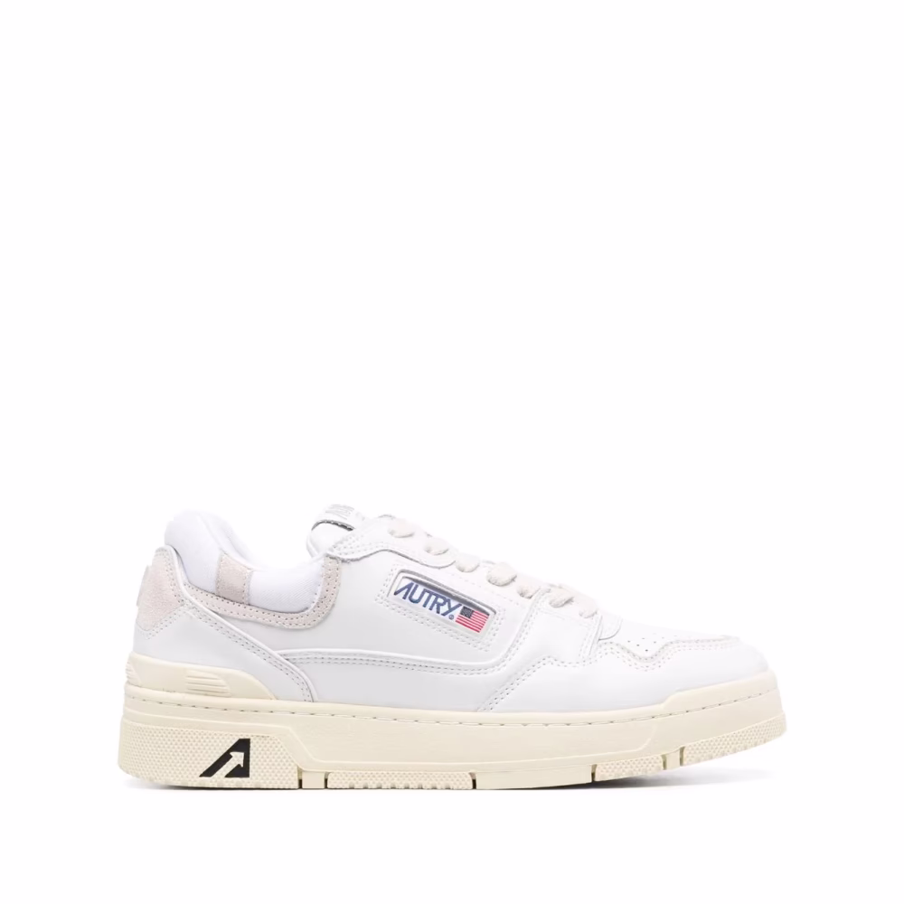 Weiße Ledersneakers mit Perforierter Spitze