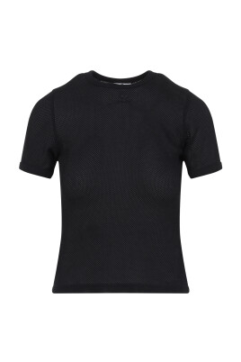 contrast-t-shirt