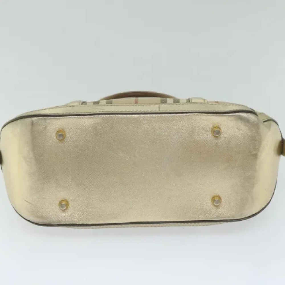 Burberry Vintage Pre-owned Nylon handbags Beige Dames