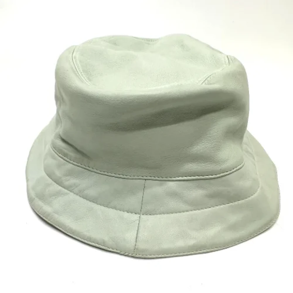 Louis Vuitton Vintage Pre-owned Leather hats Gray Dames