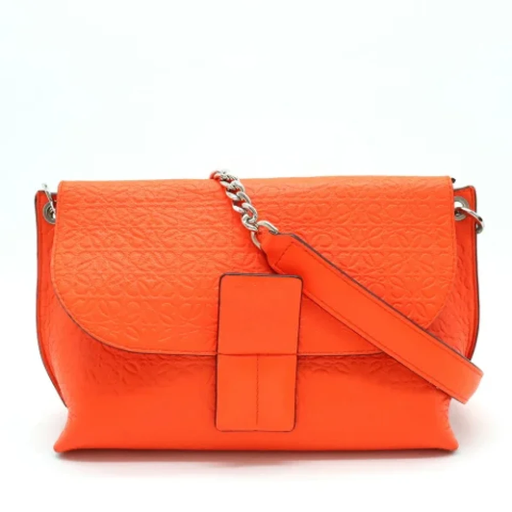 Loewe Pre-owned Leather shoulder-bags Orange Dames