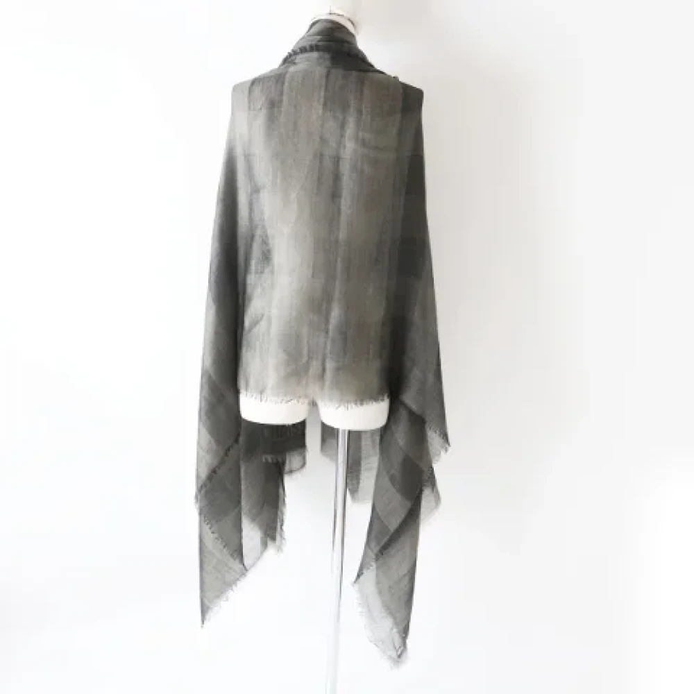 Dior Vintage Pre-owned Cashmere scarves Gray Dames