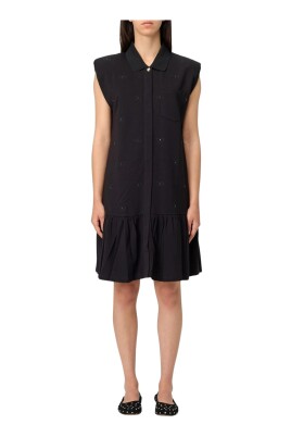 silk-embroidered-dress-casual-wear-woman