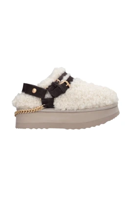 Jane 17 Sabot