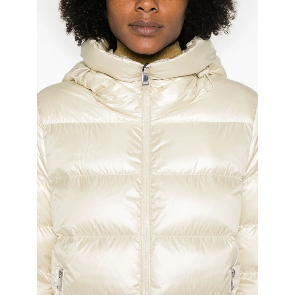 Moncler Witte Jas & Mantel voor Vrouwen White Dames