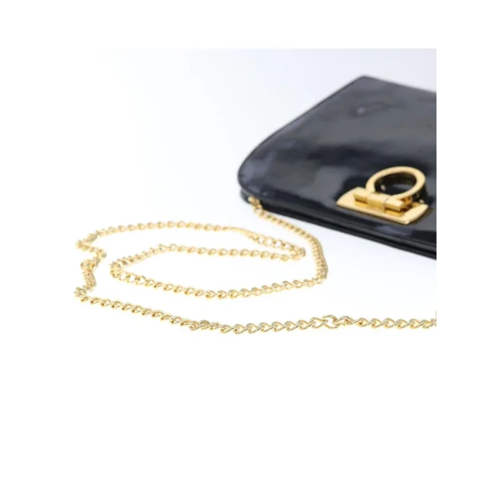 Salvatore Ferragamo Pre-owned Leather shoulder-bags Black Dames