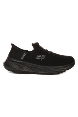 black-vegan-air-cooled-womens-sneakers