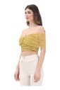 haut-jaune-a-pois-avec-epaules-denudees