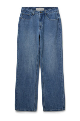 classic-denim-blue-jeans