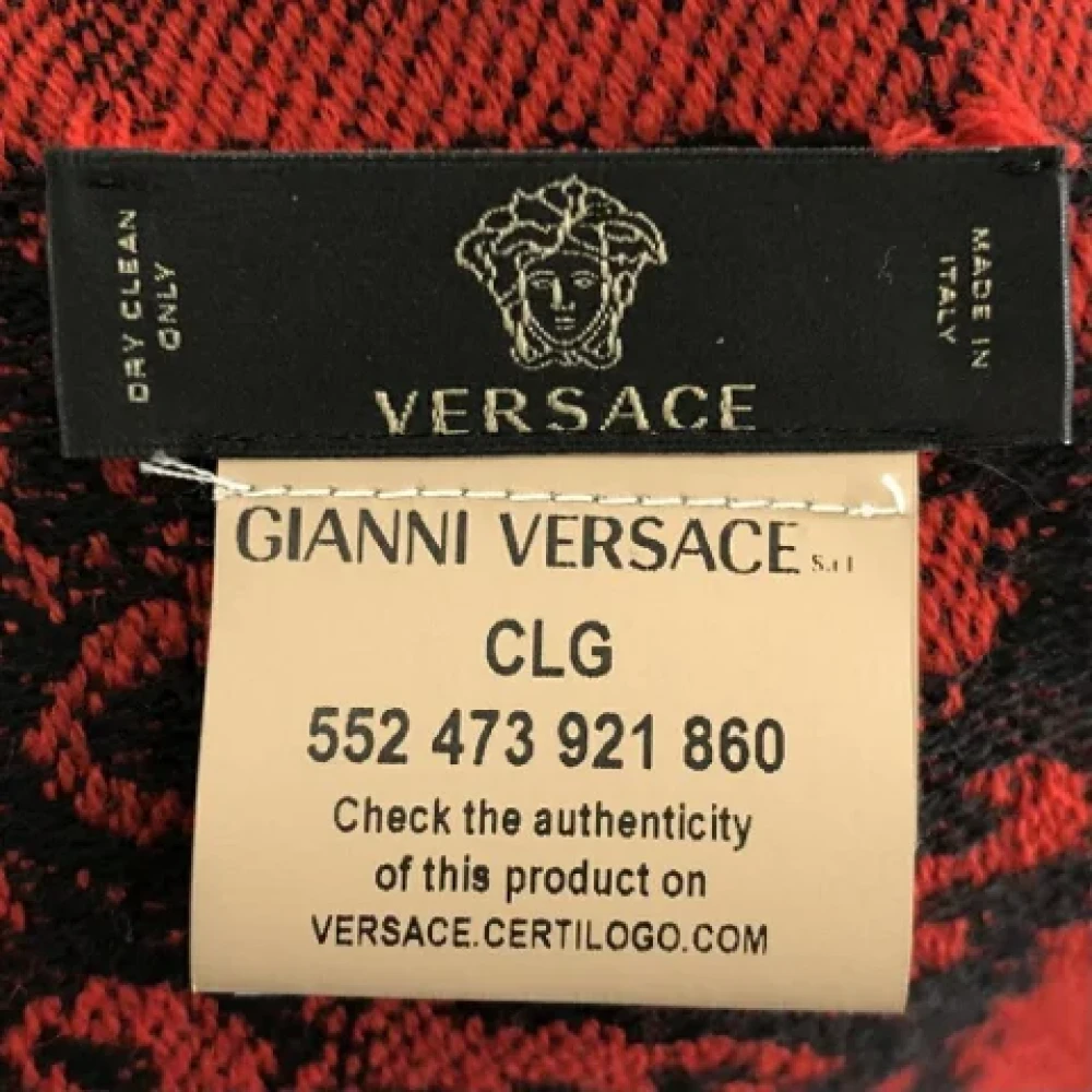 Versace Pre-owned Fabric scarves Multicolor Dames