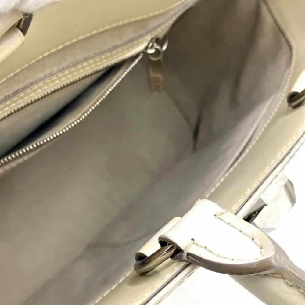 Louis Vuitton Vintage Pre-owned Leather handbags White Dames