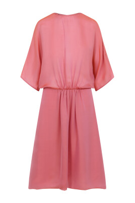 silkesklanning-rosa-orange-chiffong-midi