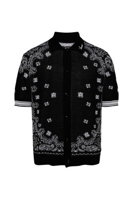 pull-en-coton-noir-a-bandana