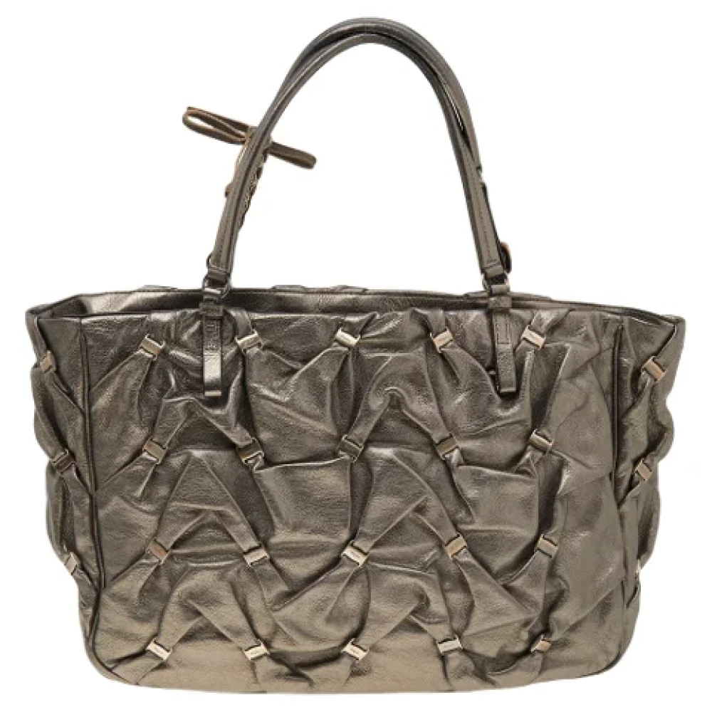 Salvatore Ferragamo Pre-owned Leather totes Gray Dames