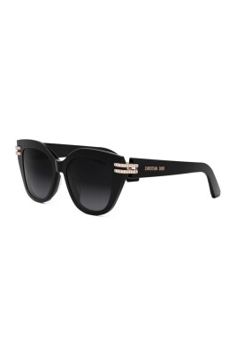 elegant-sunglasses-for-stylish-look