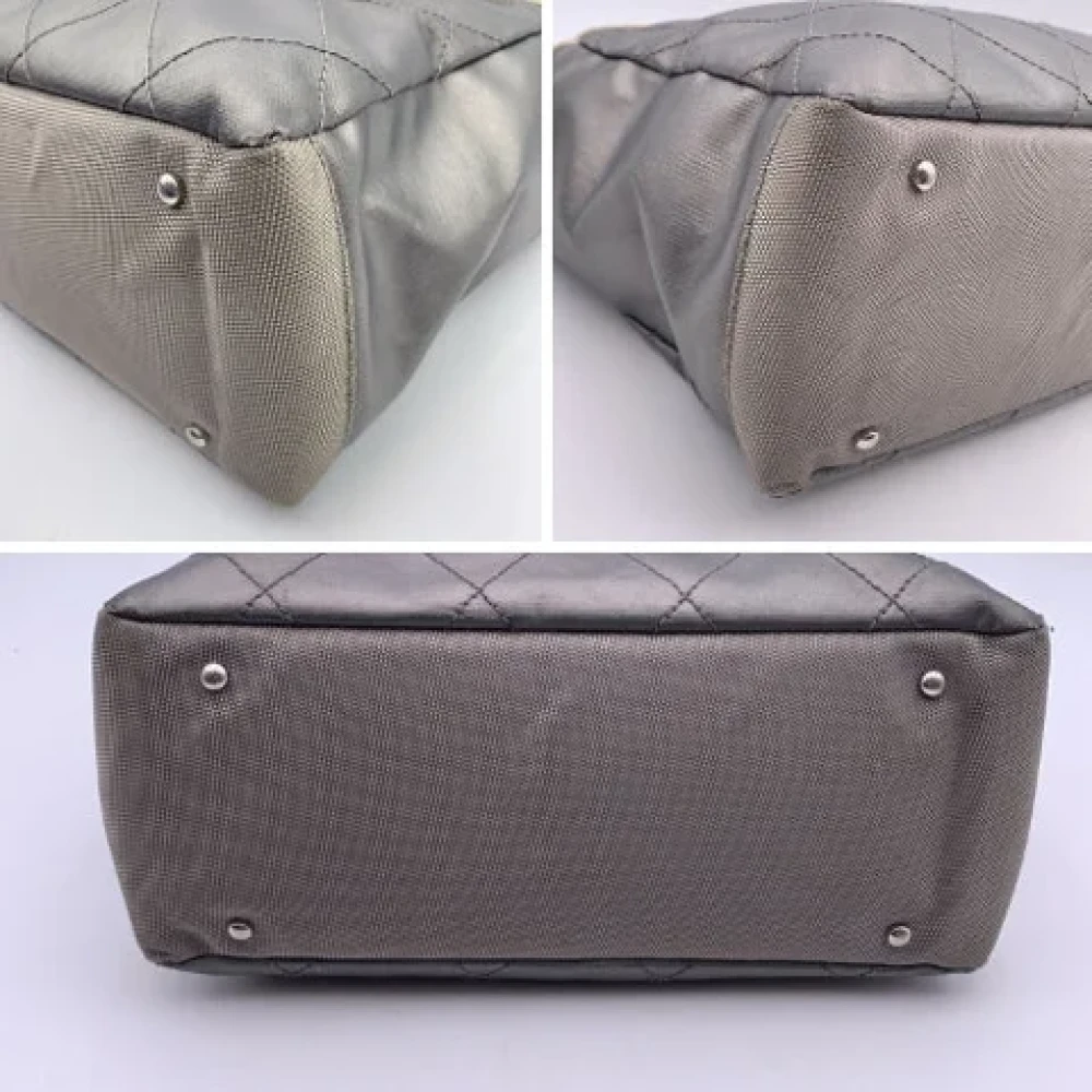Chanel Vintage Pre-owned Canvas totes Gray Dames
