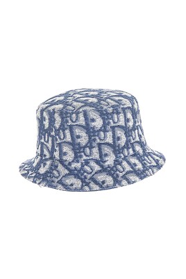 stylish-hat-for-fashionable-look
