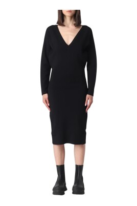 midi-v-neck-knit-dress