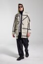 impermeable-impermeable-avec-des-rayures-reflechissantes
