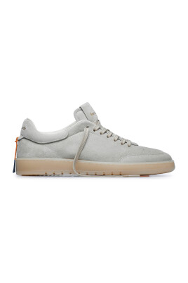 beige-sneakers-lightweight-comfortable-design
