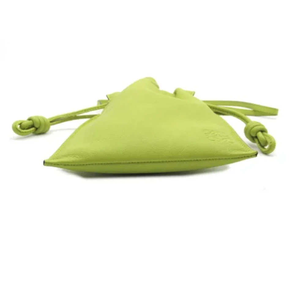 Loewe Pre-owned Leather shoulder-bags Green Dames
