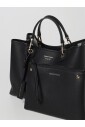 sac-fourre-tout-en-cuir-texture-noir