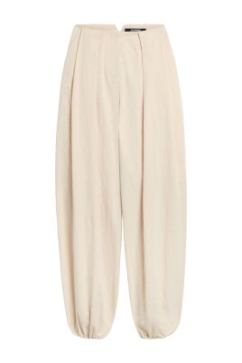 beige-trousers-with-concealed-fastening