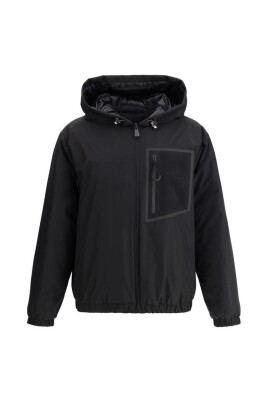 adjustable-hood-jacket-with-practical-pockets