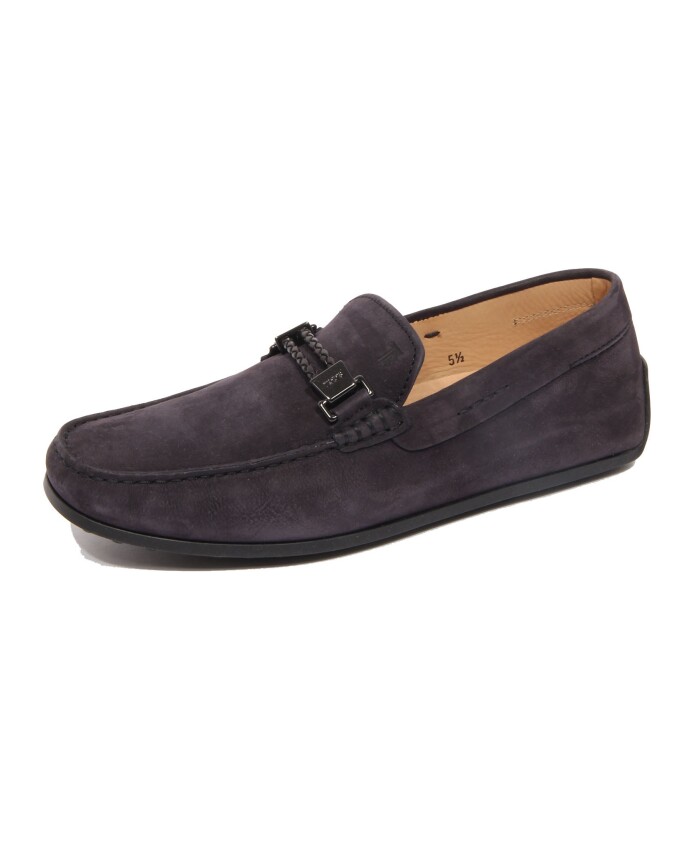 chaussure-mocassin-en-daim-bleu-avec-pince-metallique