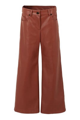 pantalon-decontracte-en-similicuir-marron