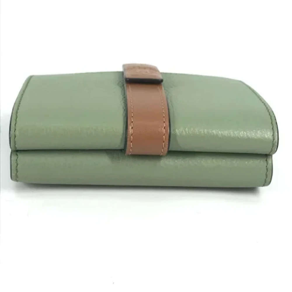 Loewe Pre-owned Leather wallets Green Dames