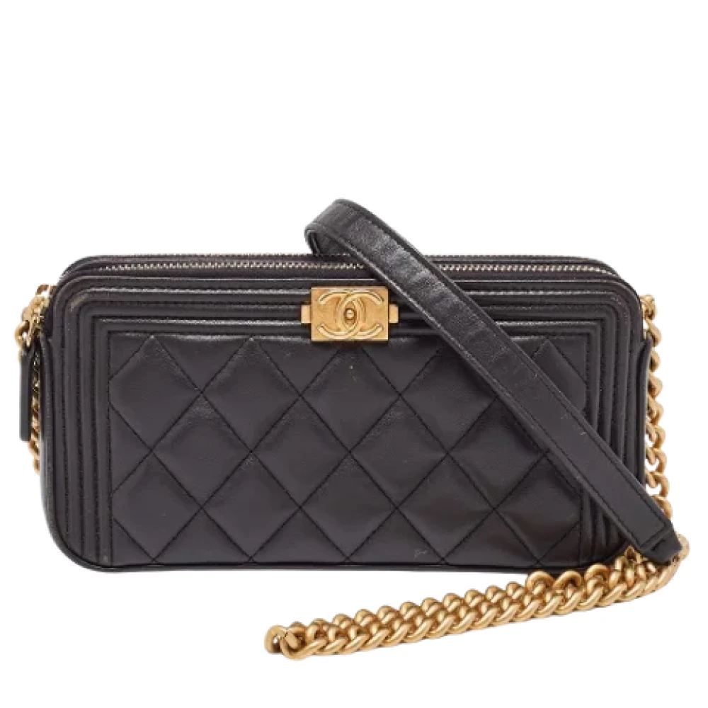 Chanel Vintage Pre-owned Leather clutches Gray Dames