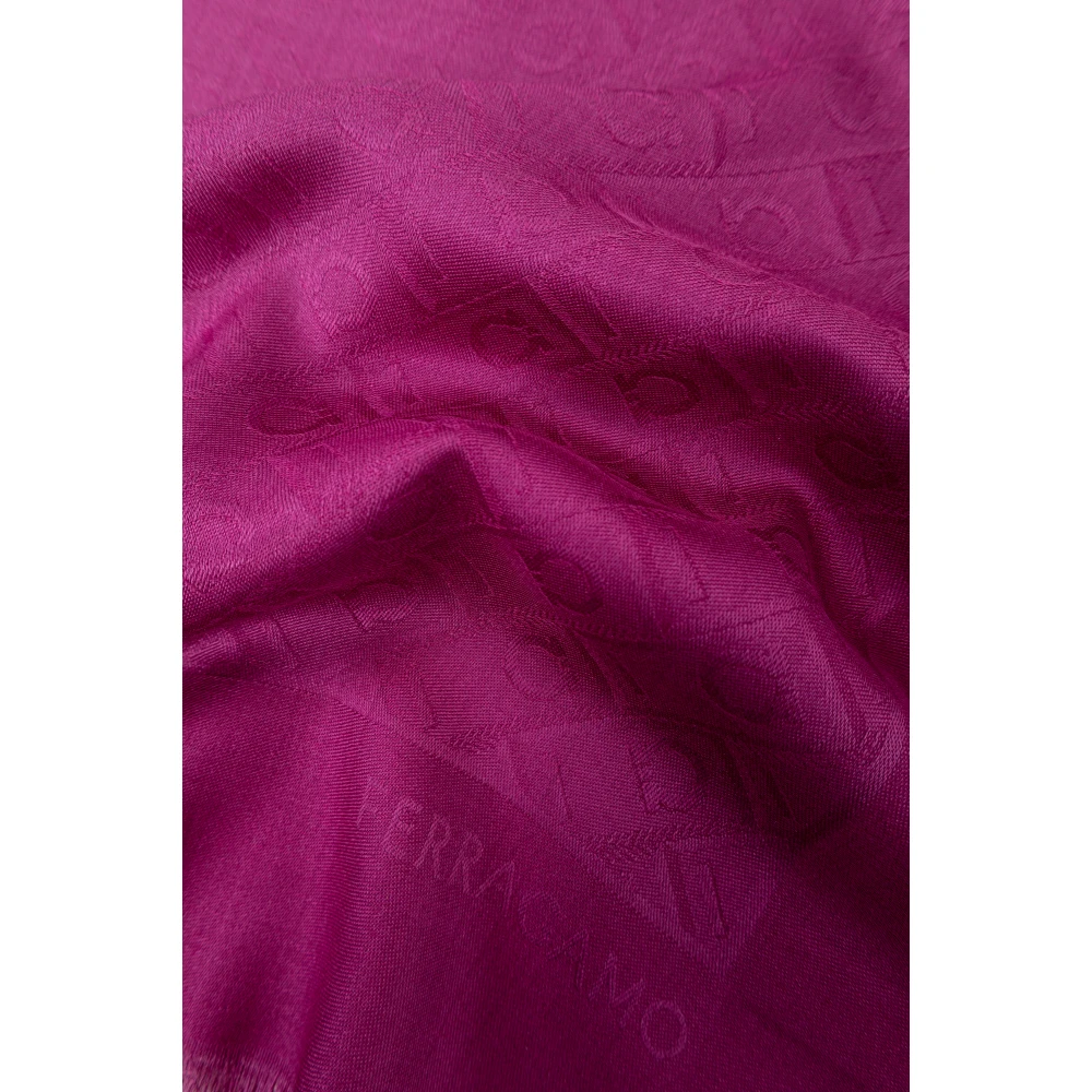 Salvatore Ferragamo Sjaal met monogram Pink Dames