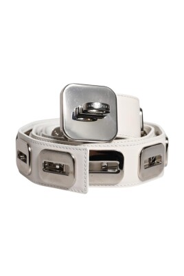 gold-tone-rotating-buckle-leather-belt