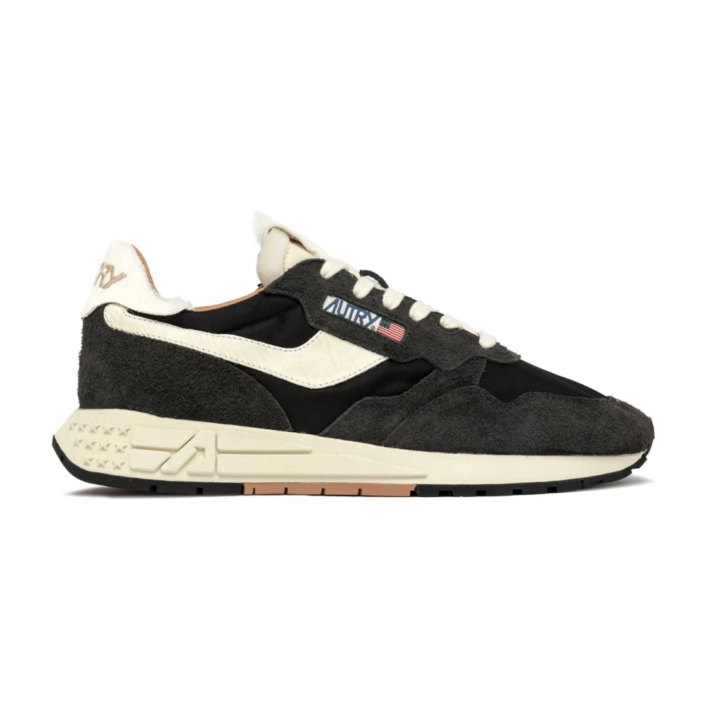 Autry Vrouw Reelwind Lage Hardloopschoenen Dames Schoenen Zwart