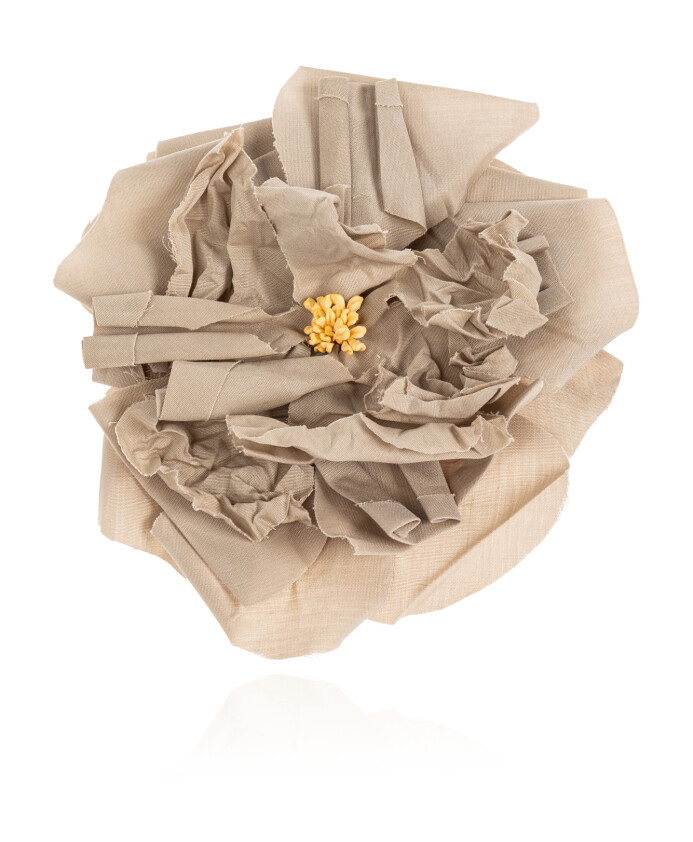 broche-avec-motif-floral