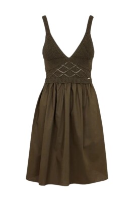 green-v-neck-cotton-dress