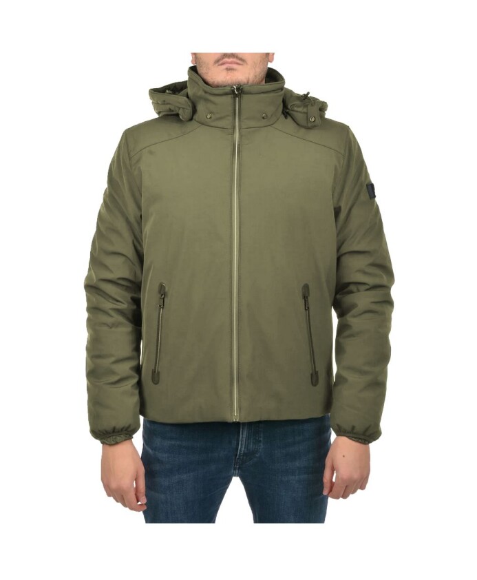 veste-en-nylon-vert-avec-rembourrage-en-duvet