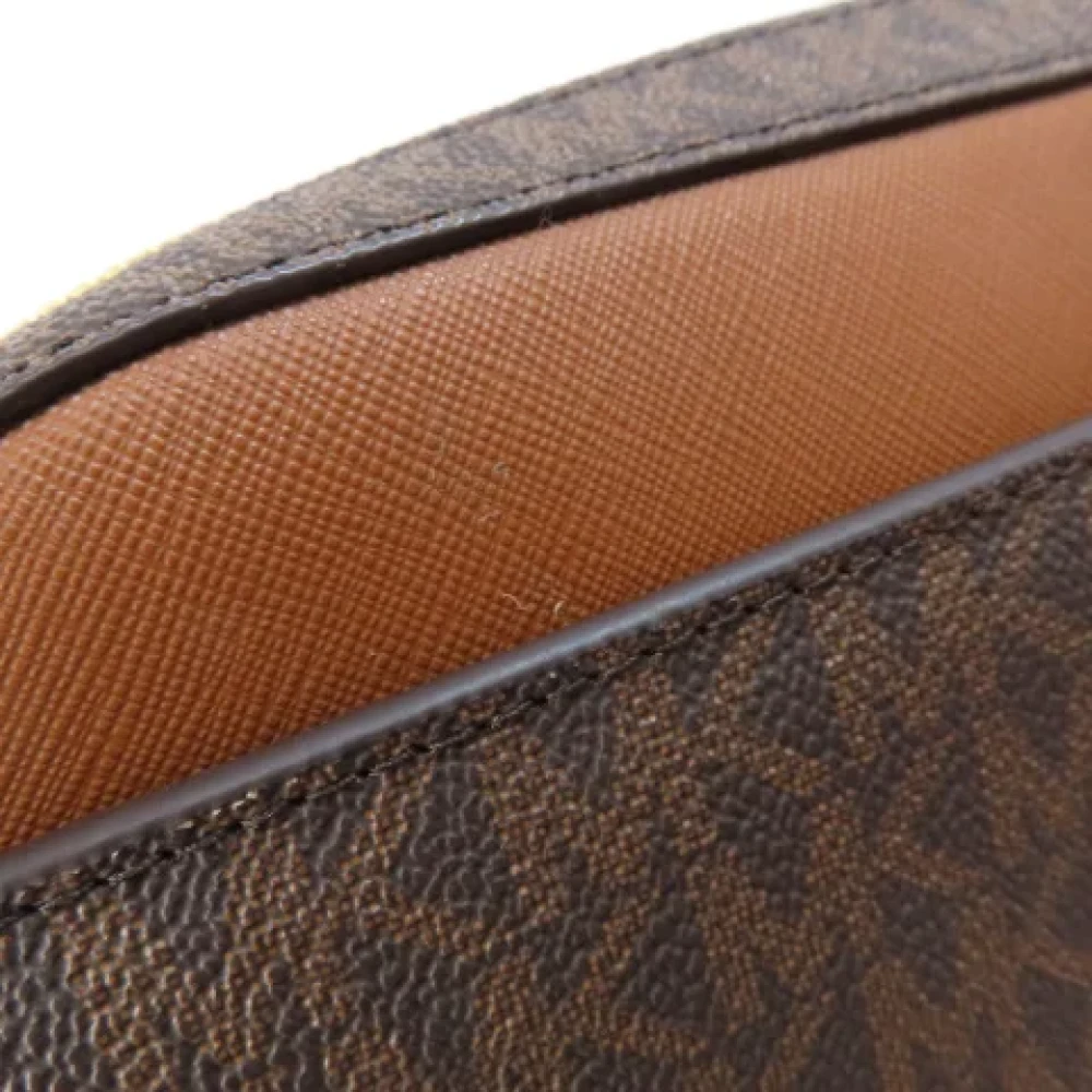 Michael Kors Pre-owned Plastic shoulder-bags Brown Dames