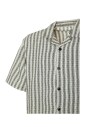 chemise-a-manches-courtes-en-tissu-texture-a-rayures